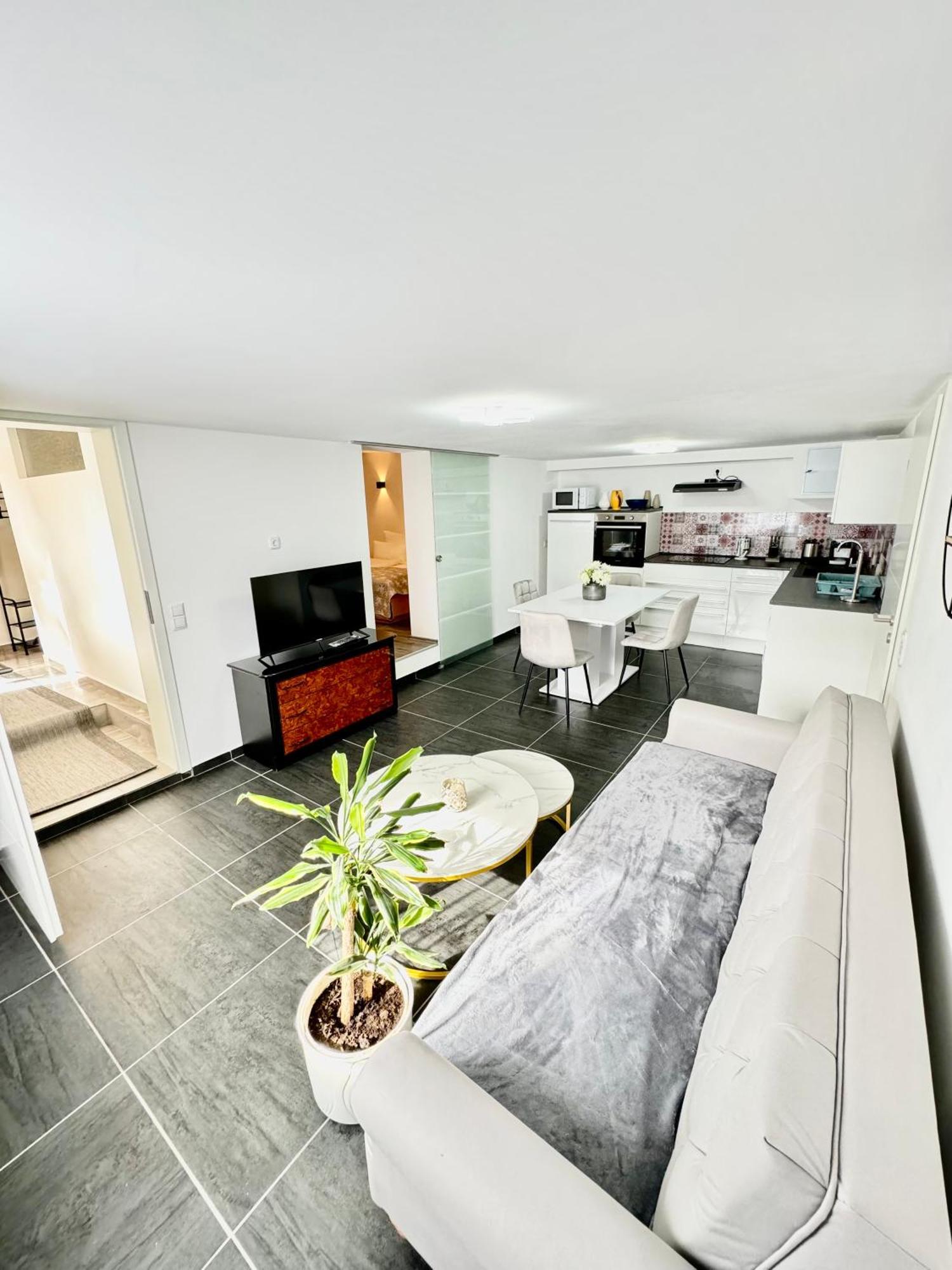 Villa Familie Moisil Daun Exterior foto